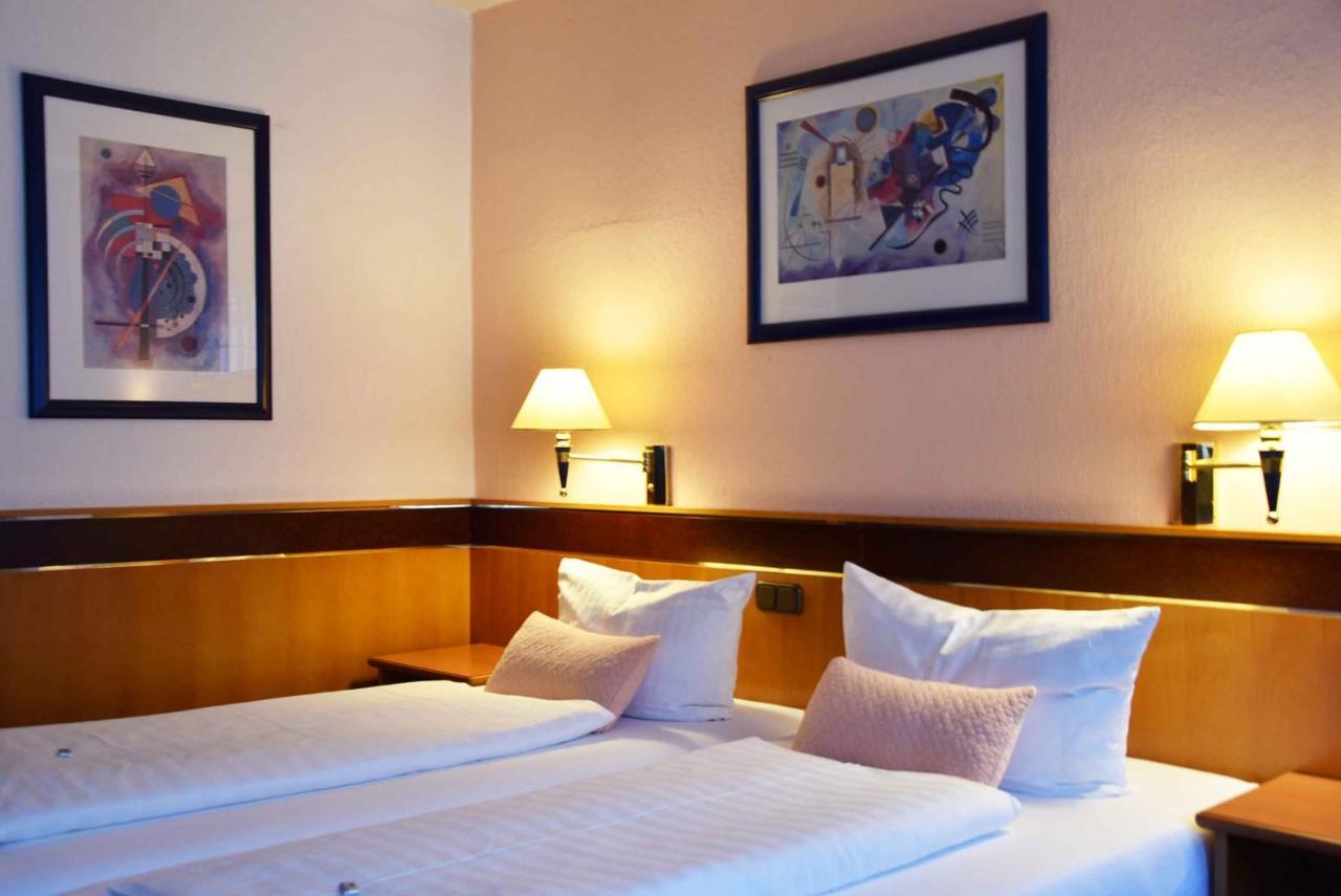 Landhotel Zum Hirsch Unterweissbach Екстер'єр фото