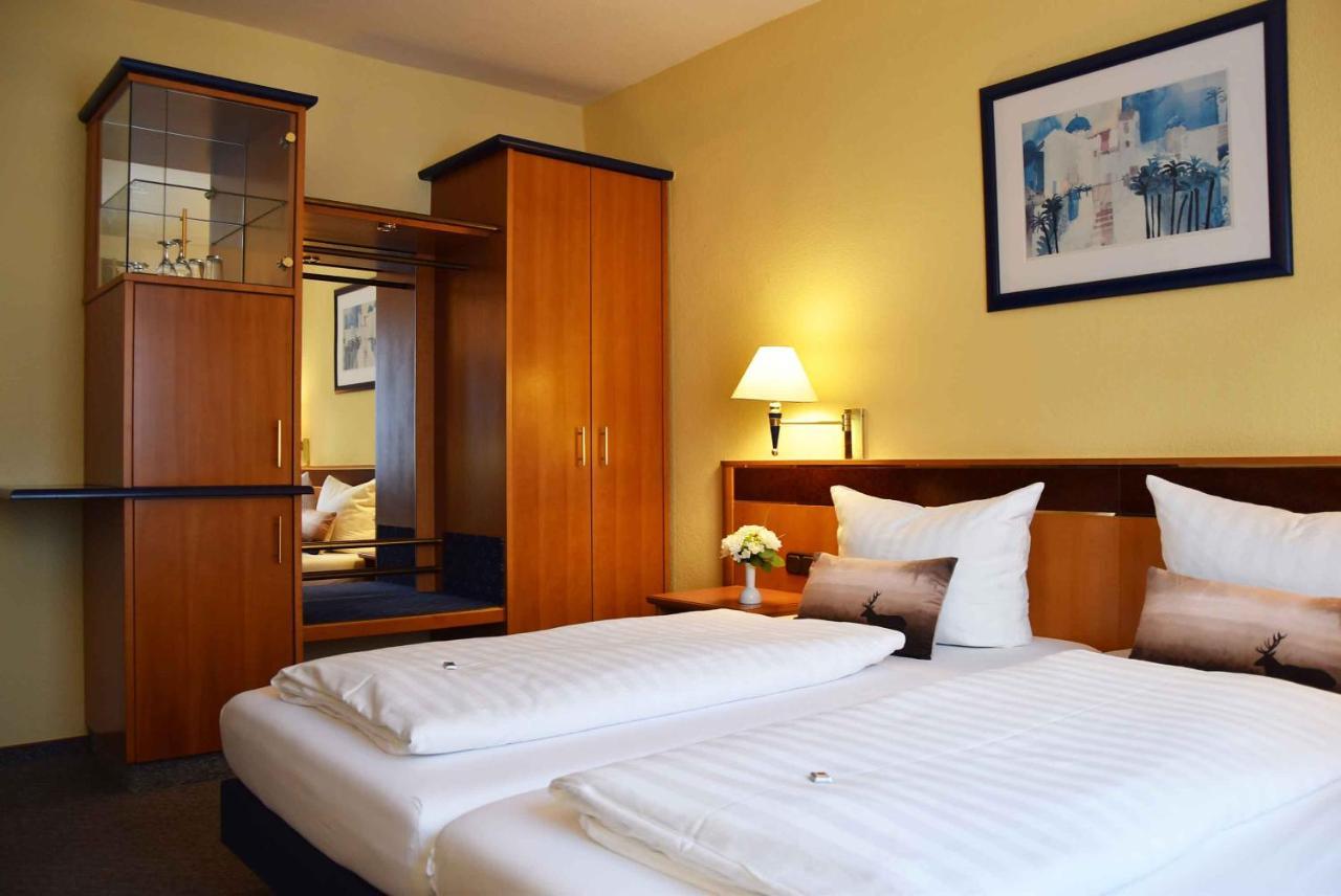 Landhotel Zum Hirsch Unterweissbach Екстер'єр фото
