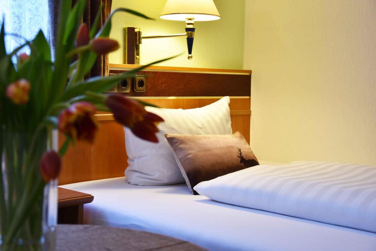Landhotel Zum Hirsch Unterweissbach Екстер'єр фото