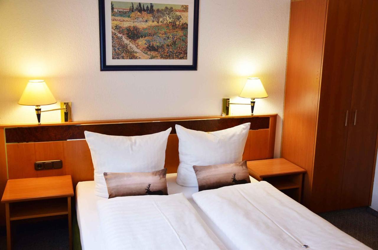 Landhotel Zum Hirsch Unterweissbach Екстер'єр фото